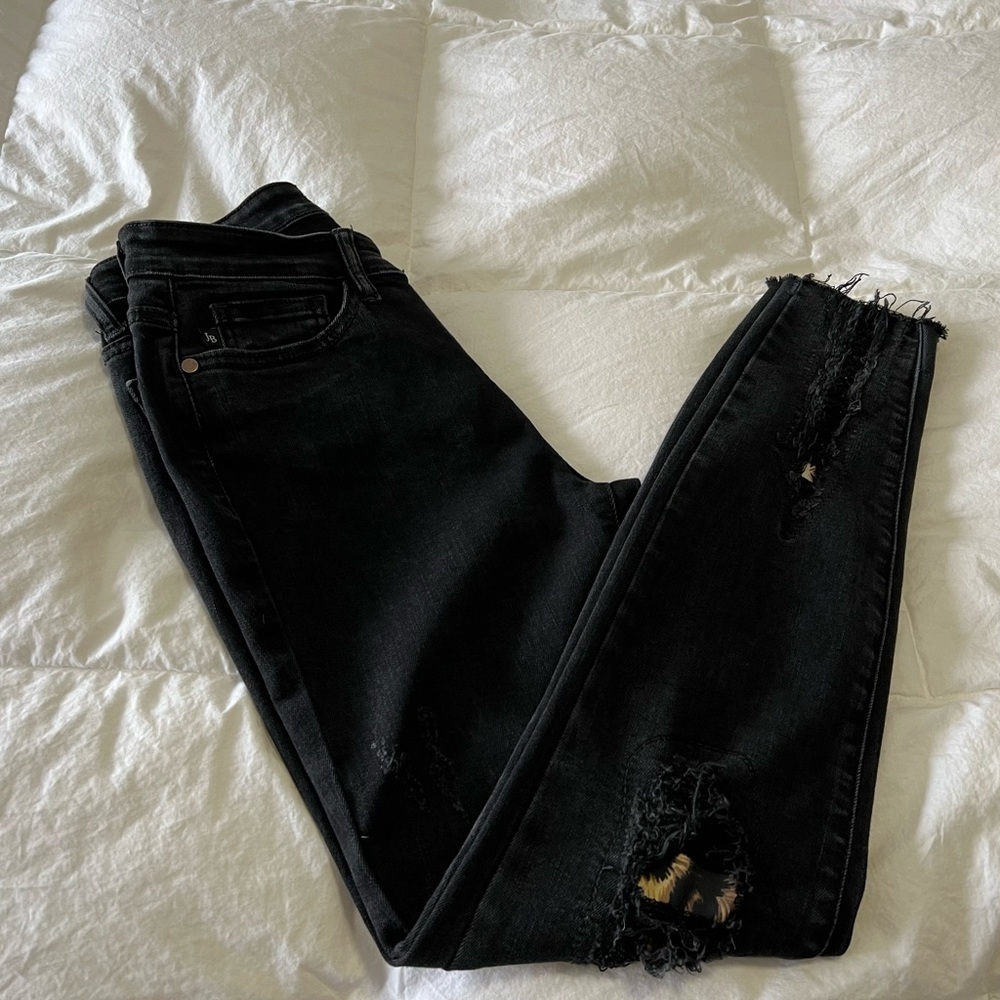 Judy Blue Skinny Fit Womens Size 26 Black Distressed Cheetah Mid Rise Jeans. - Picture 7 of 8